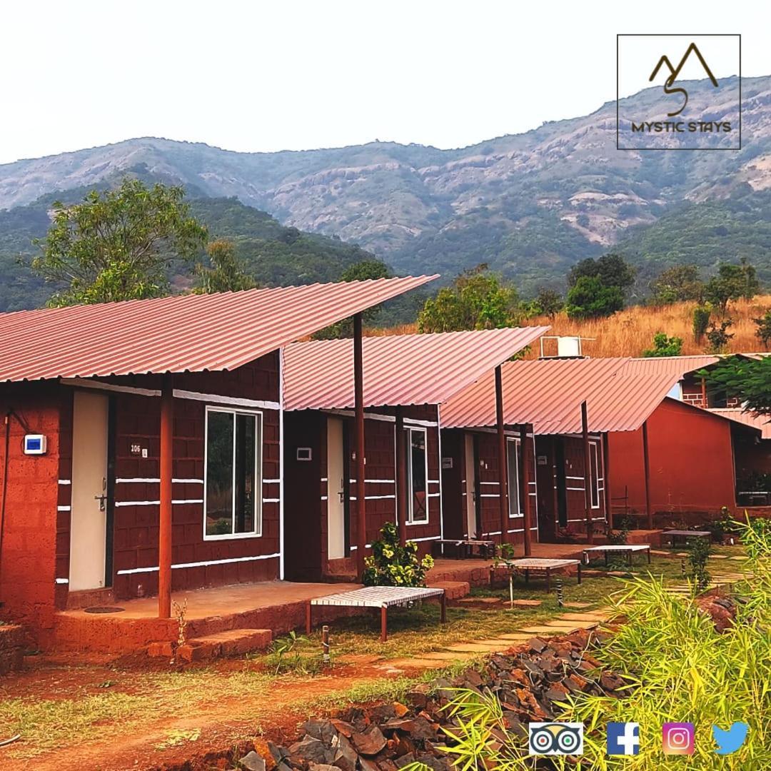 Mysticstays Resort Wai Экстерьер фото