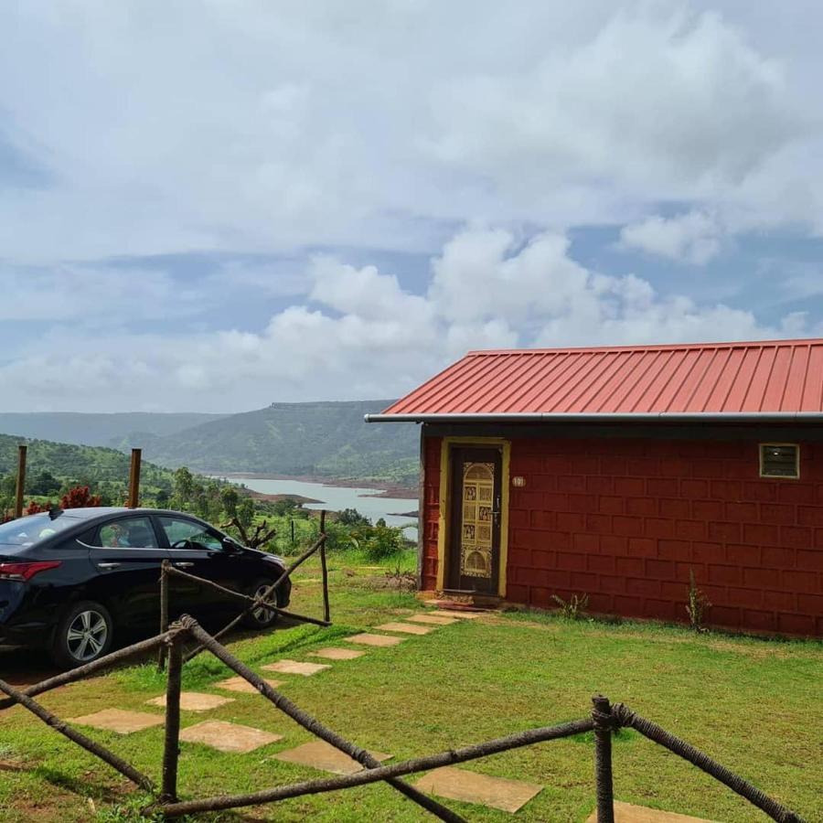 Mysticstays Resort Wai Экстерьер фото