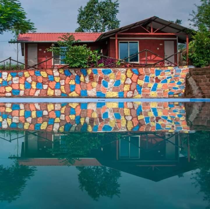 Mysticstays Resort Wai Экстерьер фото