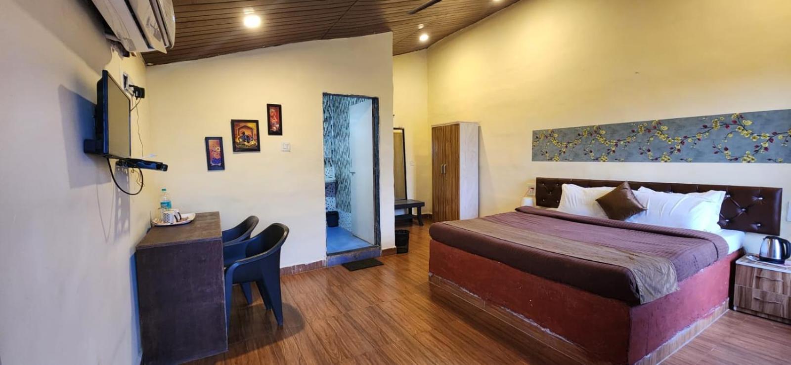 Mysticstays Resort Wai Экстерьер фото